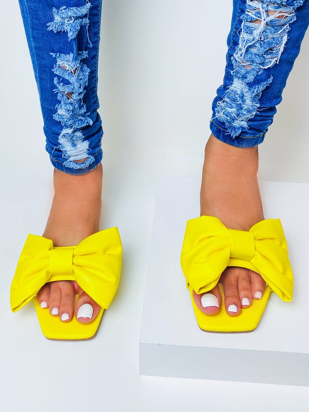 "Gigi" Yellow Bow Sandals